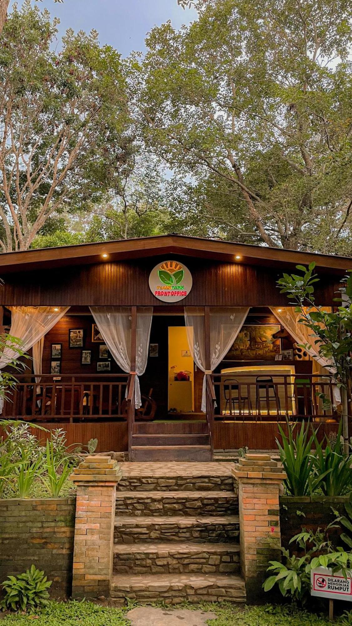 Kudus Pijar Resort Powered By Cocotel מראה חיצוני תמונה